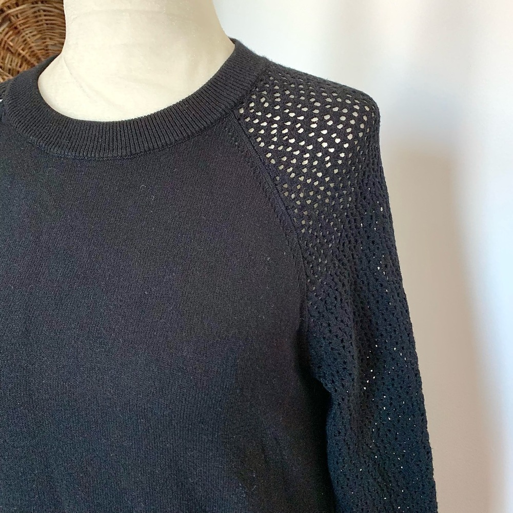 Aritzia Wilfred Free Italian Knit Sweater Perforated Shoulders black XS XXS - Picture 7 of 16